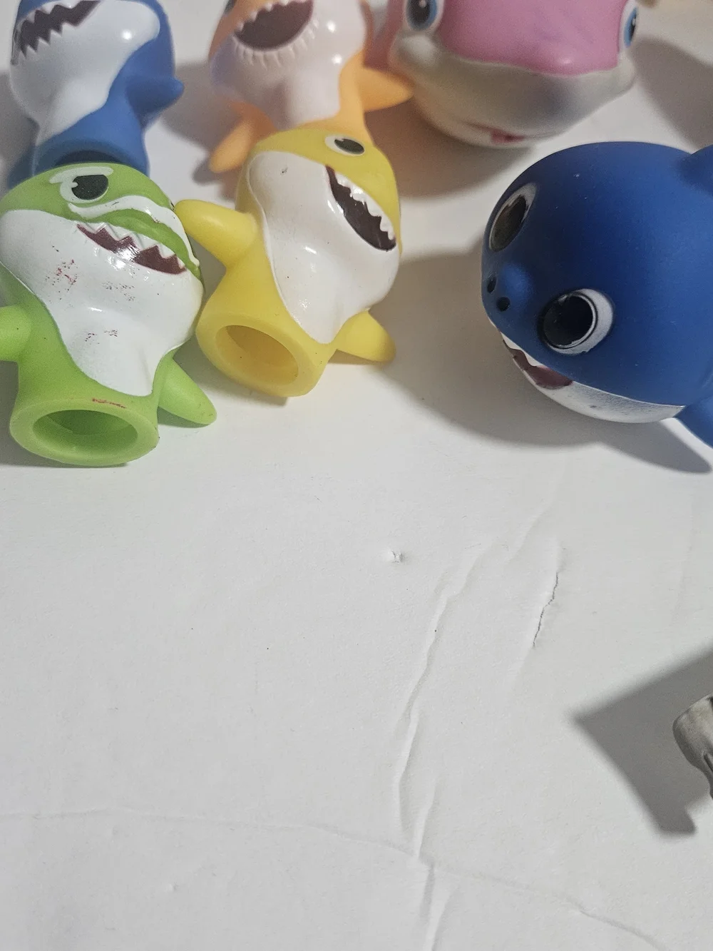 Baby Shark Bath Toy Lot - Multicolor Rubber Sharks
